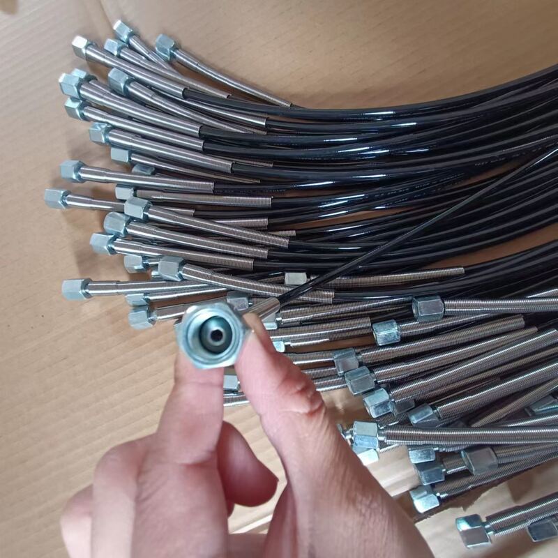 DN2 3,2 mm Εσωτερική διάμετρος 630Bar Υπερυψηλής πίεσης δοκιμαστικό σωλήνα 2000Bar Έκρηξη πίεσης αέρα φόρτισης σωλήνα 0,5m Επέκταση μήκους